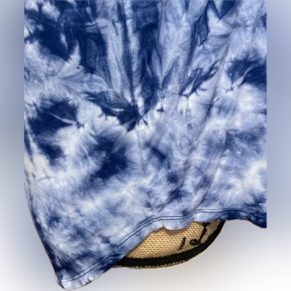 American Eagle Outfitters Favorite T Blue Tie-Dye V Neck T-Shirt Blue M 2017 - Picture 8 of 8